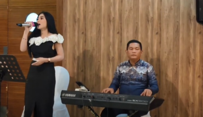 OrganTunggal Campur Sari Acara Kantor di Hotel